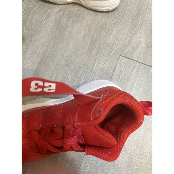 Boys 12c Jordan Max aura 3 Ps ‘University red’ High Tops - Picture 10 of 14